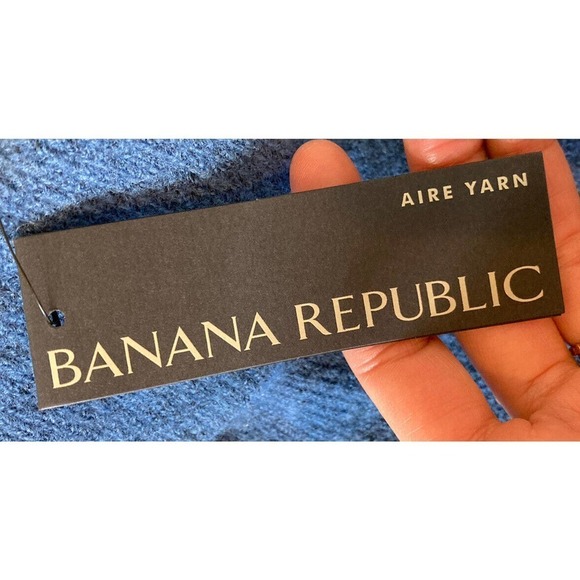 NWT Banana Republic Wool Turtleneck Sweater Size Medium Women’s Blue MSRP $109 - Picture 4 of 9